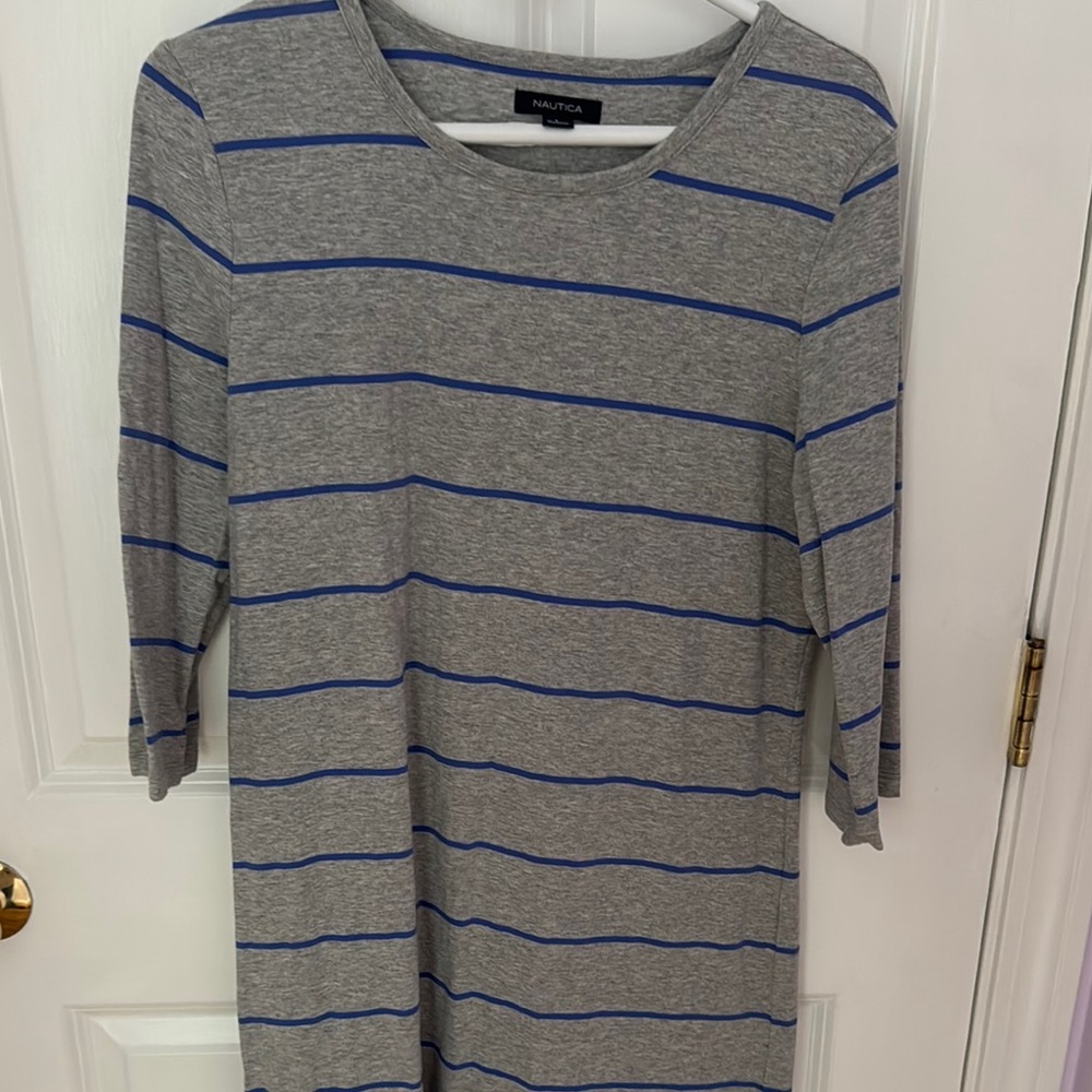 Nautica Heather Gray Top with Blue Stripes